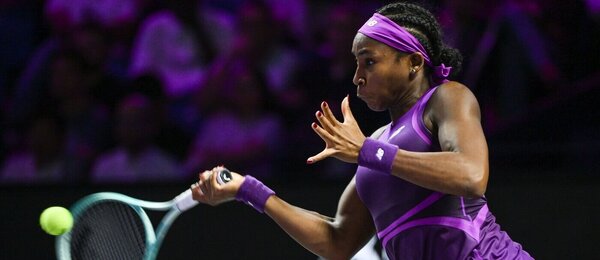 Tenis, Turnaj mistryň 2024, Coco Gauff v zápase základní skupiny, dnes se Gauff střetne se Sabalenkou v semifinále