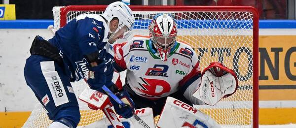 Zápas Dynamo Pardubice vs. Kometa Brno bude jedním ze šlágrů 20. kola hokejové extraligy. Sledujte ho živě na TV Tipsport.