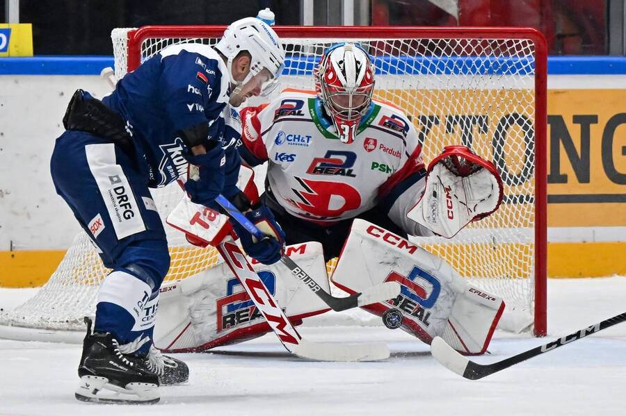 Zápas Dynamo Pardubice vs. Kometa Brno bude jedním ze šlágrů 20. kola hokejové extraligy. Sledujte ho živě na TV Tipsport.