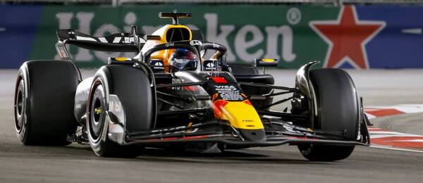 Max Verstappen počtvrté v řadě vyhrál titul ve Formuli 1