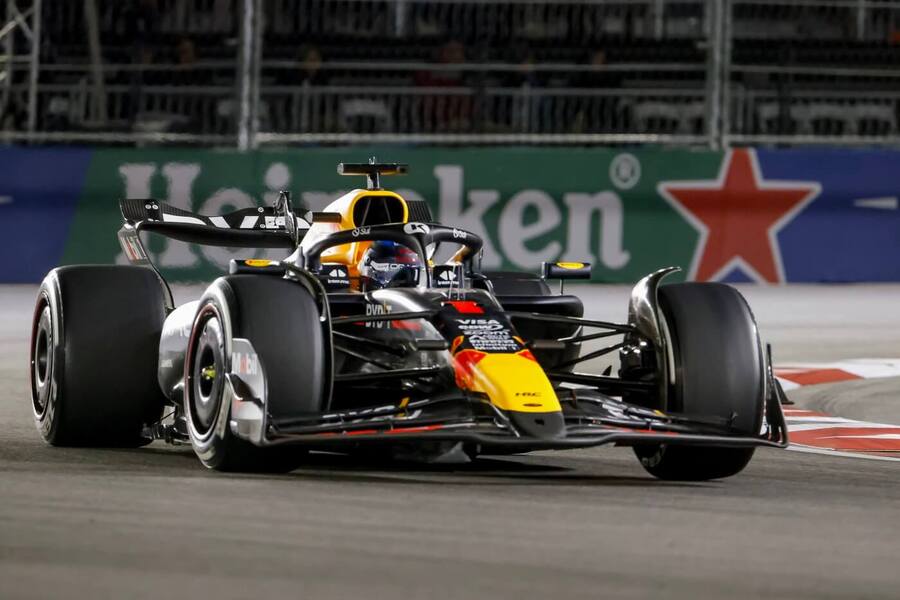 Max Verstappen počtvrté v řadě vyhrál titul ve Formuli 1