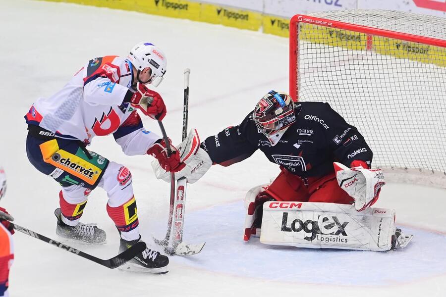 Kde sledovat hokejové derby Pardubice vs Hradec Králové živě online